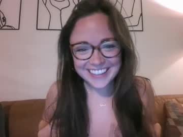 girl
        britznayy cam image #3639366
