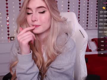 girl
        vonnalein cam image #2313517