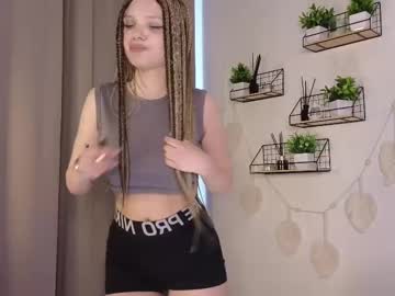 girl
        mayaa_janee cam image #4444969