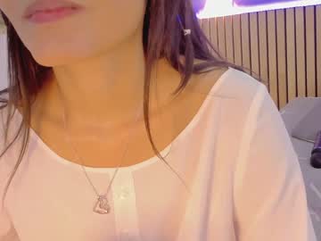 girl
        little_effy18 cam image #2168299