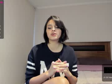 girl
        yourfreakygirl cam image #1061822