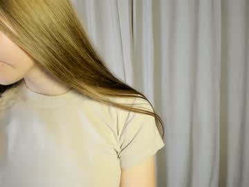 girl
        janicereeves cam image #1592806