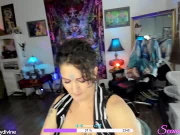 girl
        sexual_essence cam image #391340