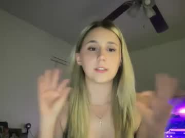 couple
        hotandhornyhannah cam image #2604216