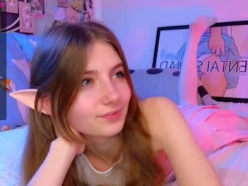girl
        cute_fox_girl cam image #2653566