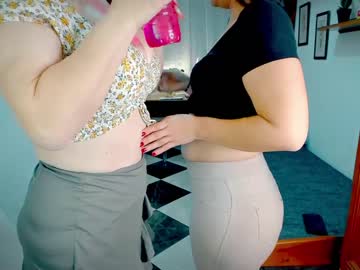 couple
        bluebooxxx cam image #778904