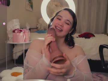 girl
        chery_lady22 cam image #2480322