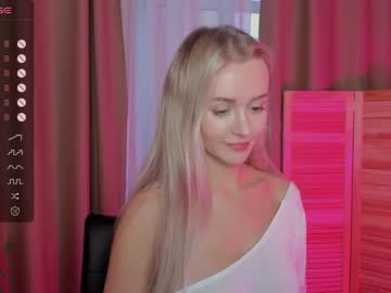 girl
        coy_tessa_ cam image #1897927