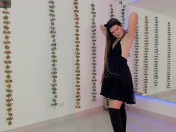 girl
        cutenataly cam image #2311688