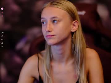 girl
        angeellina cam image #3566746