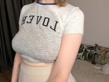 girl
        alice_dexter cam image #2948638