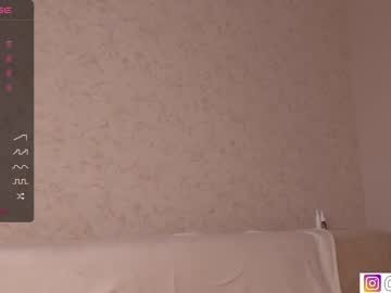 girl
        bzzzme cam image #1486133