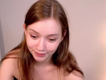 girl
        bless_sheila cam image #3222241