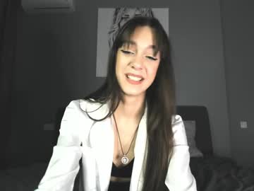 girl
        elli_lourence cam image #4218161