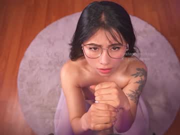 girl
        gigi_ulala cam image #2873306
