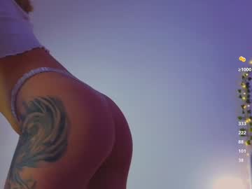 girl
        emmi_rosee cam image #3976445