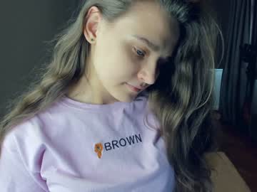 girl
        sunshy_girl cam image #882779
