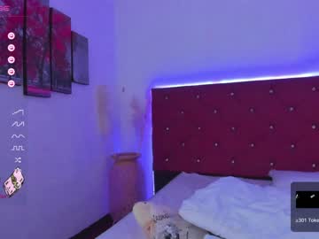 girl
        chloe_argelnt_06 cam image #1843921