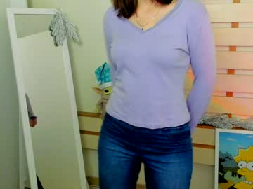 girl
        kim_go cam image #3785028