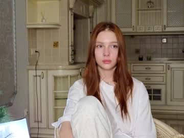 girl
        shirleywhitney cam image #2148858