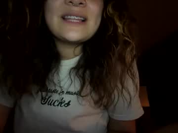 couple
        lovelylizaa cam image #4333816