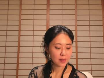 girl
        maybenanako cam image #4504224