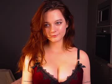 girl
        lorienn cam image #1723219