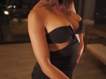 girl
        honeyco57 cam image #1430776