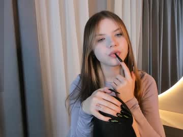 girl
        merciabawden cam image #3205891