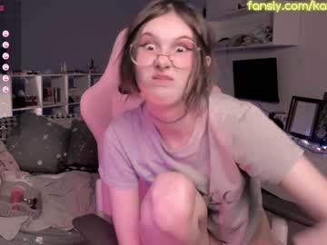girl
        katkittykate cam image #1905407