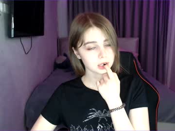 girl
        tripleprinces cam image #1913942