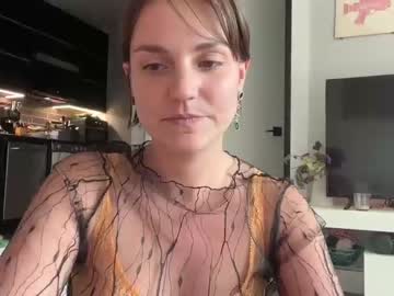 girl
        matzcazzi cam image #1836557