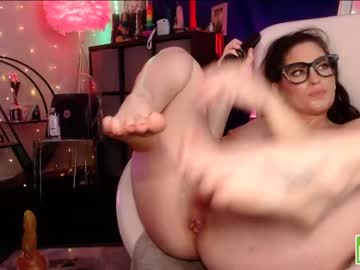 girl
        milf_lacey cam image #2474817