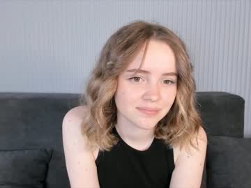 girl
        mya66maya cam image #2792782