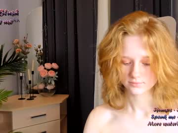 girl
        navy_blush cam image #2304872