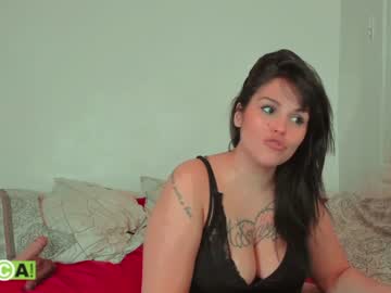 girl
        ailelea cam image #746163