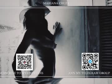 girl
        mariannacruzz cam image #2800263