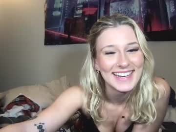 girl
        scarlettsantana_ cam image #119470