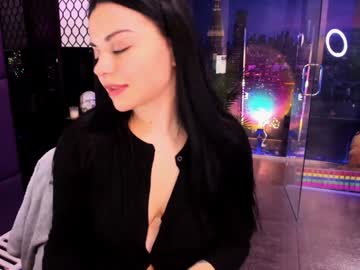 girl
        alma_pearl cam image #4248348