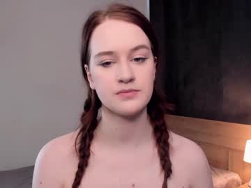 girl
        beatrixdurow cam image #2931058
