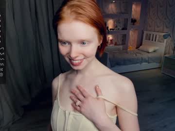 girl
        gingers_hugs cam image #2031714