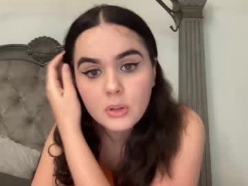 girl
        gia_is_horny cam image #191905