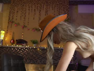 girl
        checkmypeach cam image #3675812