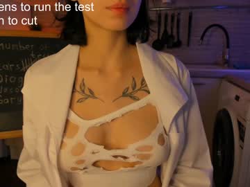 girl
        aimeerogers cam image #851551