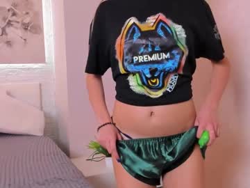 girl
        tiffanyhunt cam image #3454598