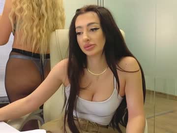 girl
        babesgowild cam image #2060419