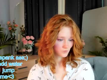 girl
        navy_blush cam image #2295773