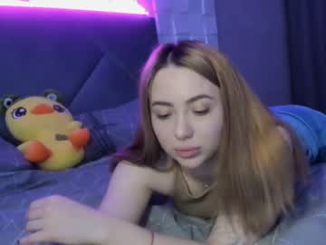 girl
        meryfoxxx cam image #89431