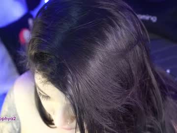 girl
        laurasophya cam image #177432