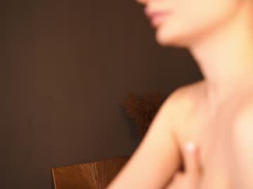 girl
        wendy_amber cam image #1914127